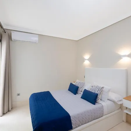 La Ola تازاكورتي